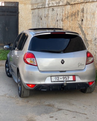 voitures-renault-clio-3-2012-night-and-day-baba-hassen-alger-algerie