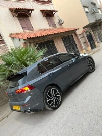Volkswagen Golf 8 2021 Edition kit R ligne