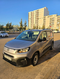 voitures-fiat-doblo-2024-dz-oran-algerie