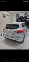 voitures-renault-clio-5-2024-zen-oran-algerie