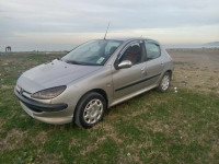 voitures-peugeot-206-2004-melbou-bejaia-algerie