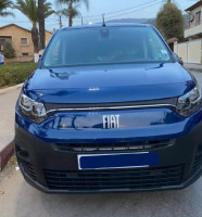 voitures-fiat-doblo-2024-italien-oran-algerie