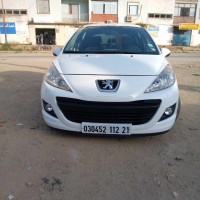 voitures-peugeot-207-2012-algerie