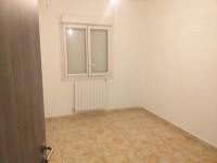 appartement-location-f4-alger-staoueli-algerie