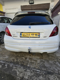 voitures-peugeot-207-2012-ain-beida-oum-el-bouaghi-algerie