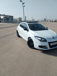 voitures-renault-megane-3-2013-gt-line-black-touch-bir-el-djir-oran-algerie