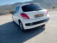 voitures-peugeot-207-2012-batna-algerie