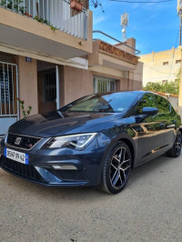 voitures-seat-leon-2019-beat-cherchell-tipaza-algerie