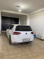 voitures-volkswagen-golf-7-2017-les-eucalyptus-alger-algerie