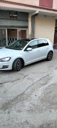 voitures-volkswagen-golf-7-2017-kara-plus-feraoun-bejaia-algerie