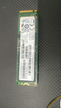 disque-dur-ssd-nvme-samsung-512gb-6gb-speed-et-32gb-skikda-algerie