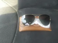 Lunettes de soleil Ray-Ban, original 