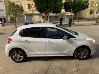 voitures-peugeot-208-2015-style-ain-defla-algerie