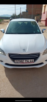 voitures-peugeot-301-2014-active-ain-defla-algerie