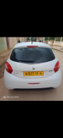 voitures-peugeot-208-2015-ain-defla-algerie