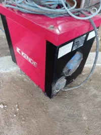 Poste a soudé