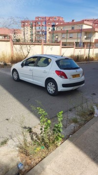 سيارات-peugeot-207-2011-active-الجزائر-وسط