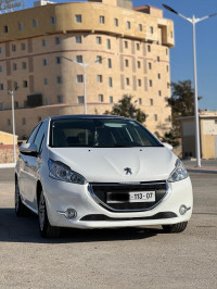 voitures-peugeot-208-2013-allure-biskra-algerie