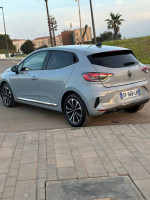 voitures-renault-clio-5-2024-techno-gris-rafale-full-options-said-hamdine-alger-algerie