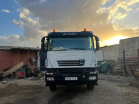 camion-iveco-64-2011-baraki-alger-algerie