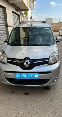 voitures-renault-kangoo-2021-tipaza-algerie