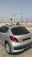 voitures-peugeot-207-2011-alger-centre-algerie