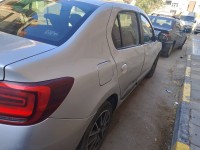 سيارات-renault-symbol-2018-extreme-برج-بوعريريج-الجزائر