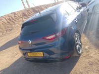 voitures-renault-ميغان-4-2017-barika-batna-algerie