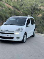 voitures-citroen-berlingo-2015-beni-djellil-bejaia-algerie