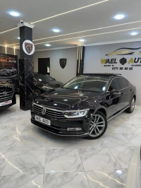 Volkswagen Passat 2018 Carat +