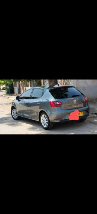 voitures-seat-ibiza-2015-fully-attatba-tipaza-algerie