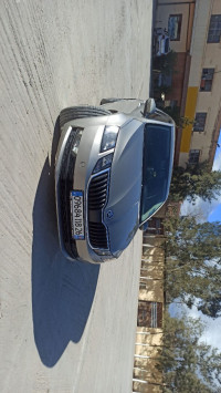 voitures-skoda-octavia-2018-business-medea-algerie