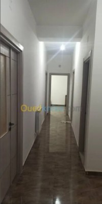 شقة-كراء-4-غرف-الجزائر-حيدرة