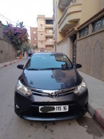 voitures-toyota-yaris-sedan-2015-executive-ouargla-algerie