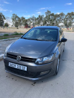 voitures-volkswagen-polo-2012-black-et-silver-ouenza-tebessa-algerie