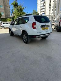 سيارات-dacia-duster-2013-laureate-سكيكدة-الجزائر