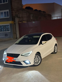 voitures-seat-ibiza-2018-high-skikda-algerie