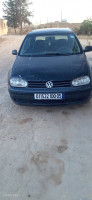 moyenne-berline-volkswagen-golf-4-2000-merouana-batna-algerie