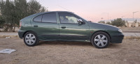 voitures-renault-megane-1-2002-msila-algerie