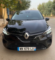 voitures-renault-clio-5-2022-edition-plus-algerie