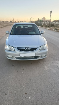 voitures-hyundai-accent-2016-gls-naama-algerie