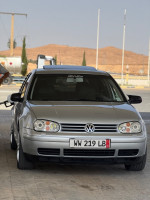 voitures-volkswagen-golf-4-2002-match-cheniguel-medea-algerie