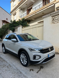 voitures-volkswagen-t-roc-2023-life-birkhadem-alger-algerie