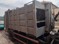 camion-coupel-jmc-900-plateu-2013-algerie