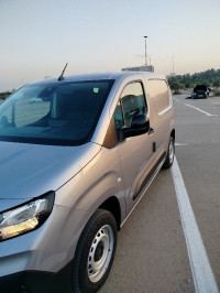 utilitaire-fiat-doblo-2024-professionnel-bordj-el-kiffan-alger-algerie