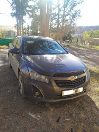 voitures-chevrolet-cruze-2014-bouira-algerie