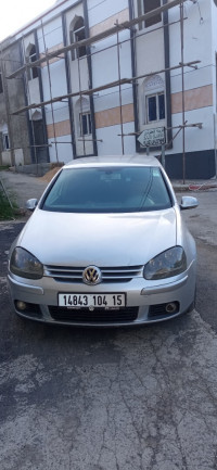 voitures-volkswagen-golf-5-2004-draa-el-mizan-tizi-ouzou-algerie