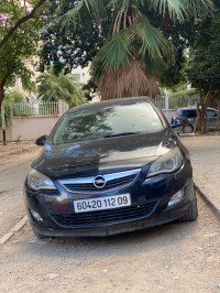 voitures-opel-astra-2012-mouzaia-blida-algerie