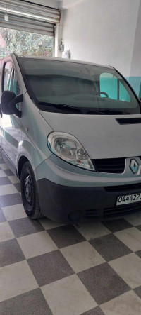 utilitaire-renault-trafic-2014-el-eulma-setif-algerie