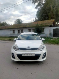 voitures-kia-rio-5-portes-2015-emdjez-edchich-skikda-algerie